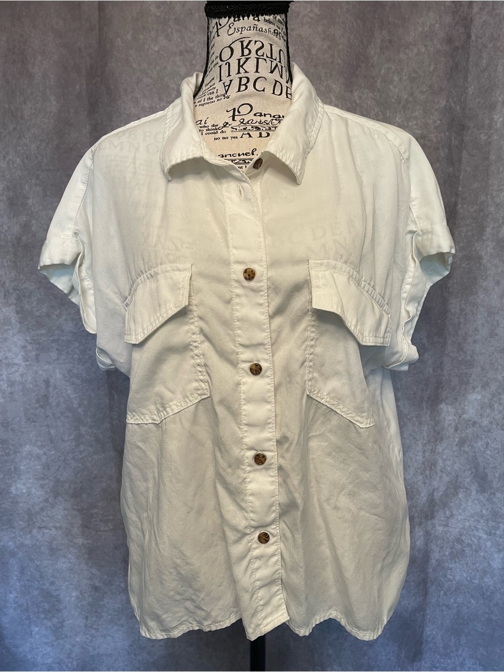 Sanctuary Women’s Lightweight Cream Button-Up Short Sleeve Shirt